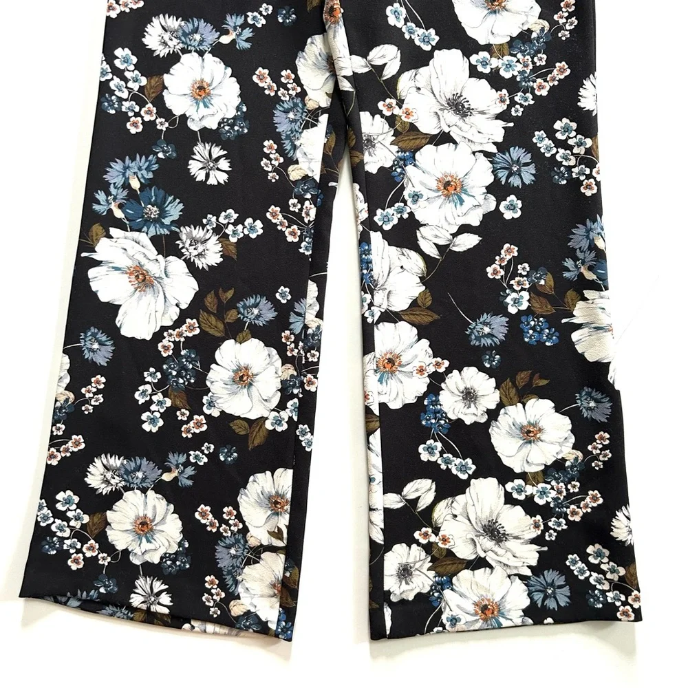 Gianni Bini Navy Blue Floral Printed Harper Knit V-Neck Jumpsuit - Picture 5 of 9